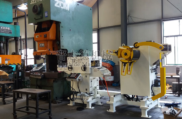 薄板三合一送料機(jī) 薄板三合一送料機(jī)