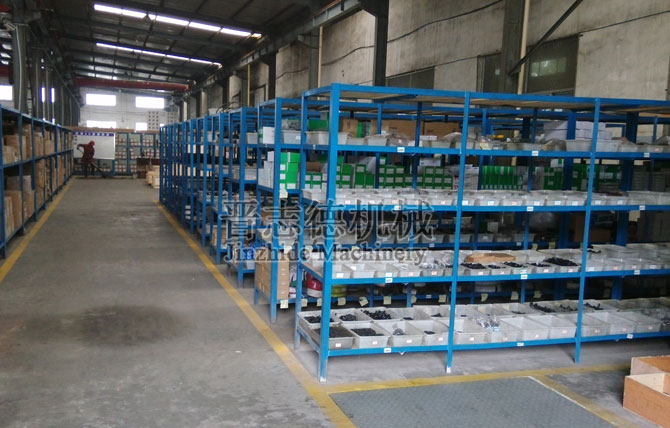 沖床送料機(jī)配件倉庫