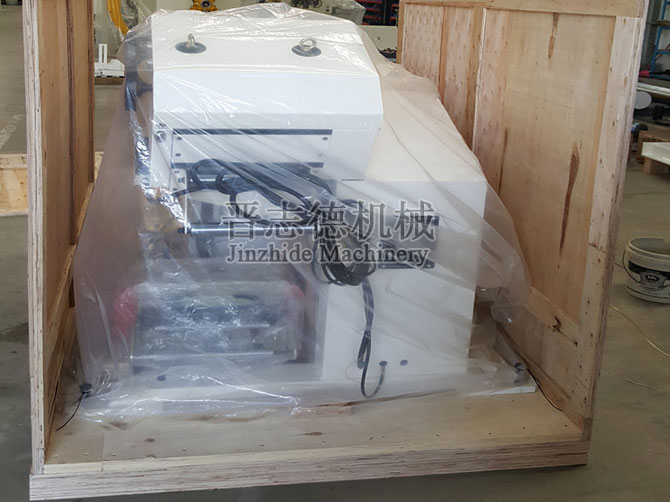 料架兼整平機(jī)出口 料架兼整平機(jī)出口