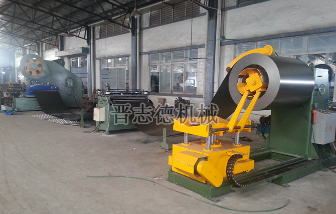 中厚板沖床送料機生產線 中厚板沖床送料機生產線