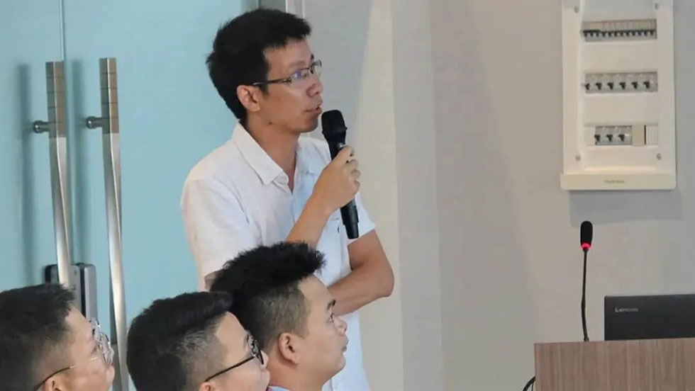 三合一送料機工廠大會 三合一送料機工廠大會