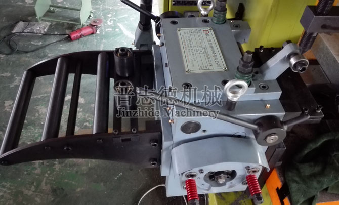 高速滾輪送料機使用 高速滾輪送料機使用