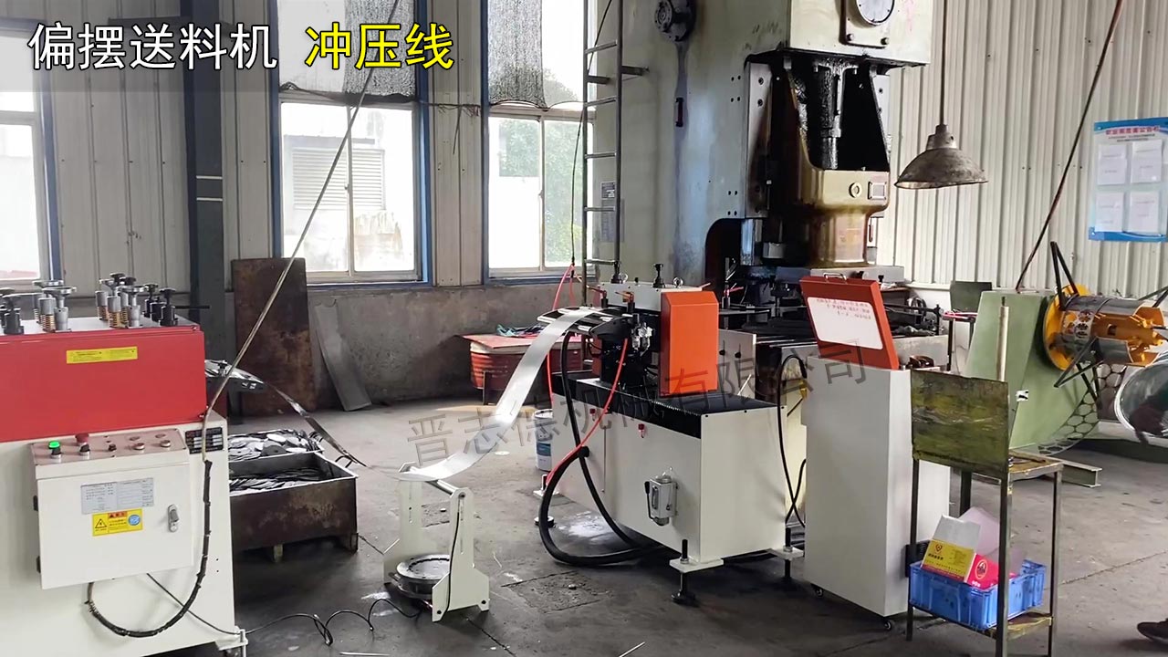 河北送料機(jī) 河北送料機(jī)