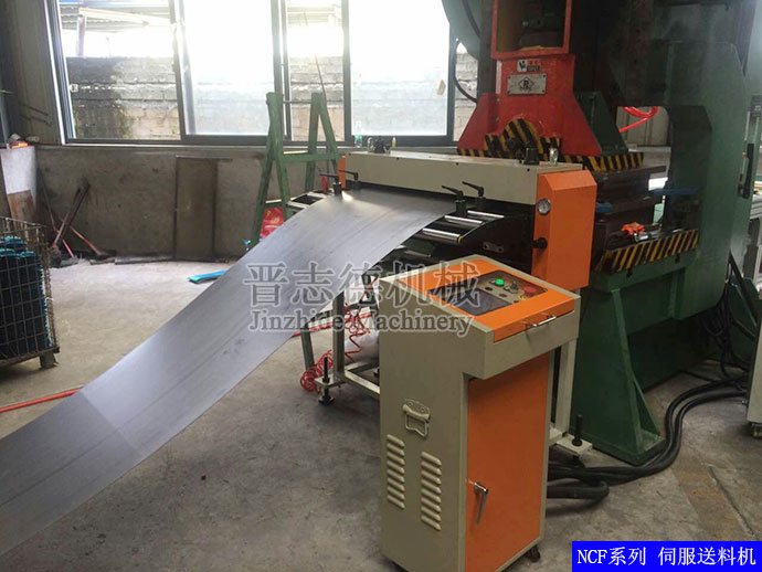 NCF系列伺服送料機 NCF系列伺服送料機