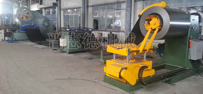 偏擺式?jīng)_壓生產(chǎn)線,圓盤落料生產(chǎn)線