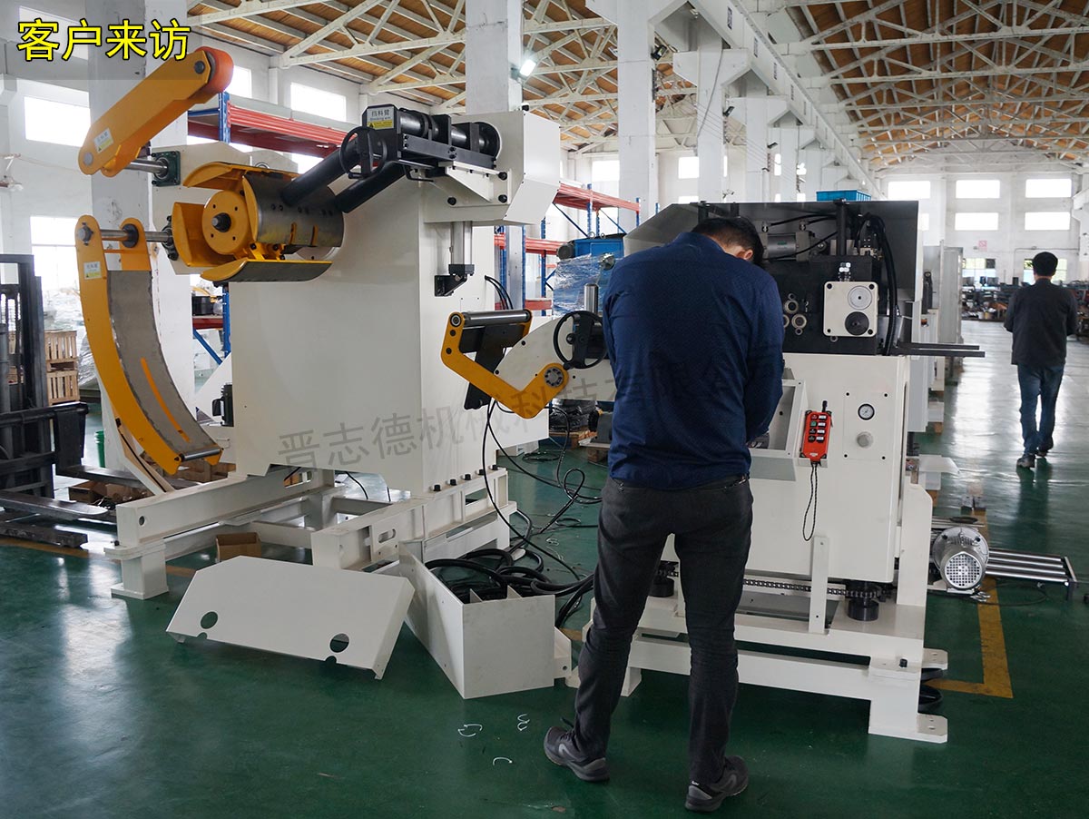 山東三合一送料機廠家 山東三合一送料機廠家