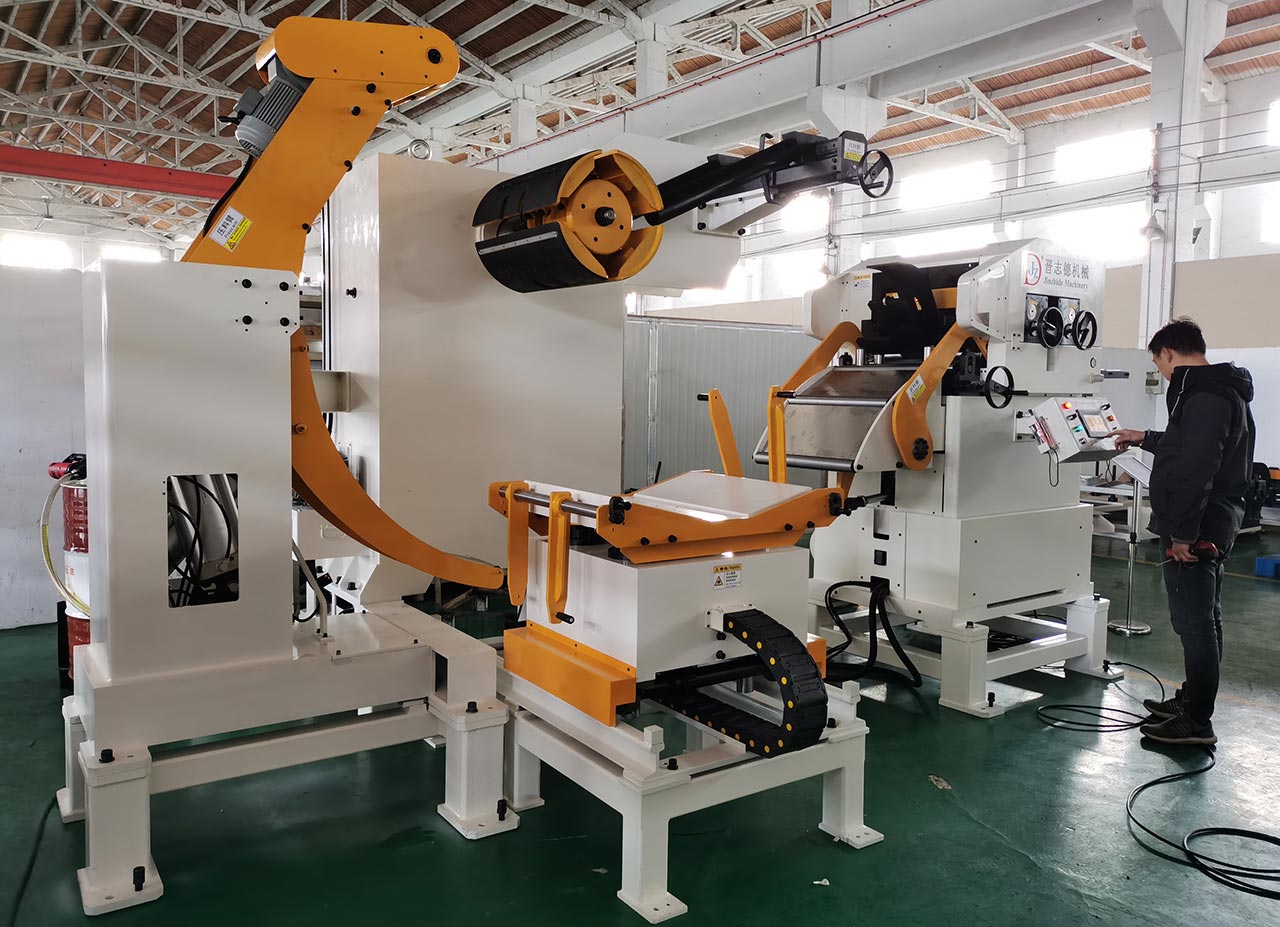 上海三合一送料機(jī)試機(jī) 上海三合一送料機(jī)試機(jī)