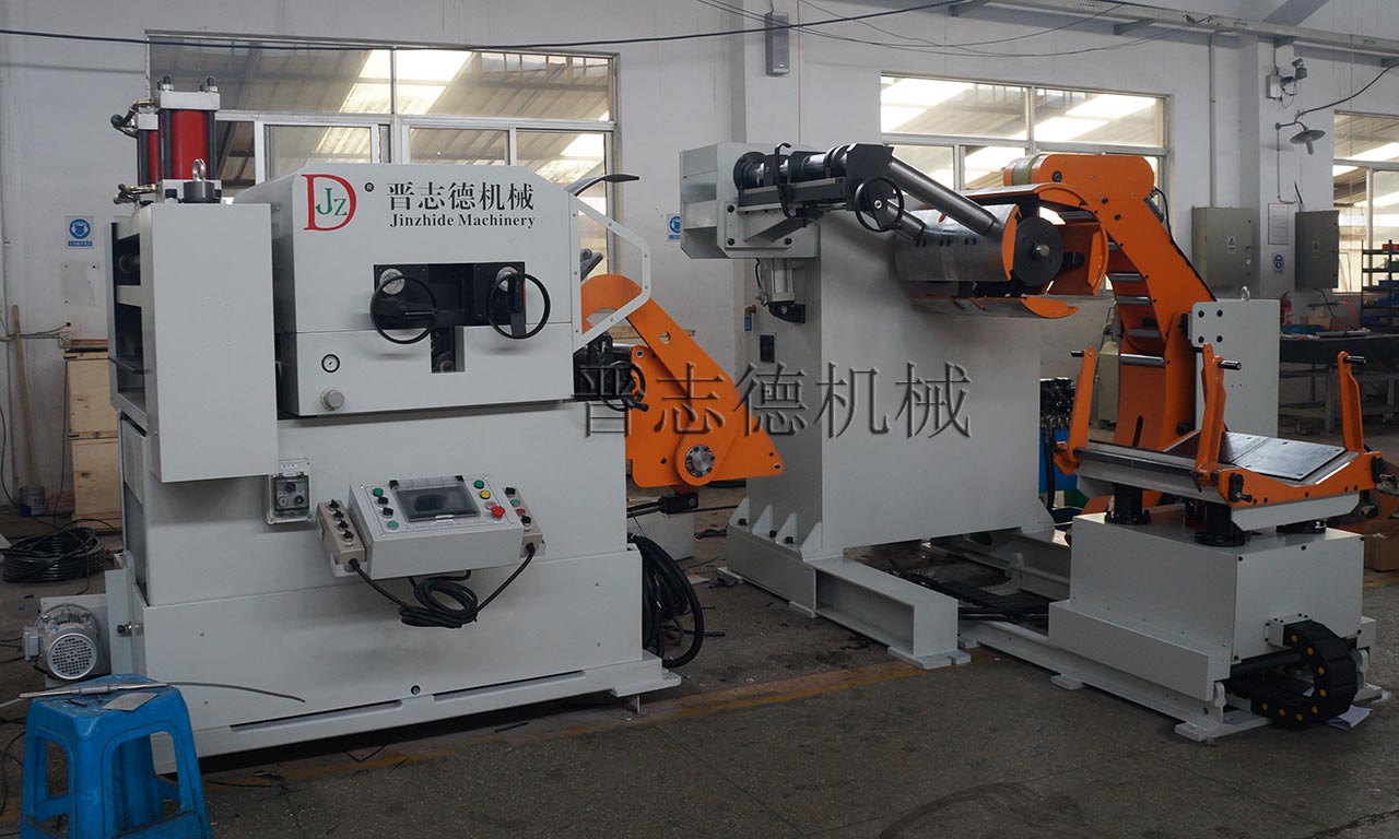 三合一送料機(jī)生產(chǎn)現(xiàn)場(chǎng)