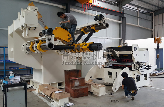 三合一送料機(jī)安裝 三合一送料機(jī)安裝