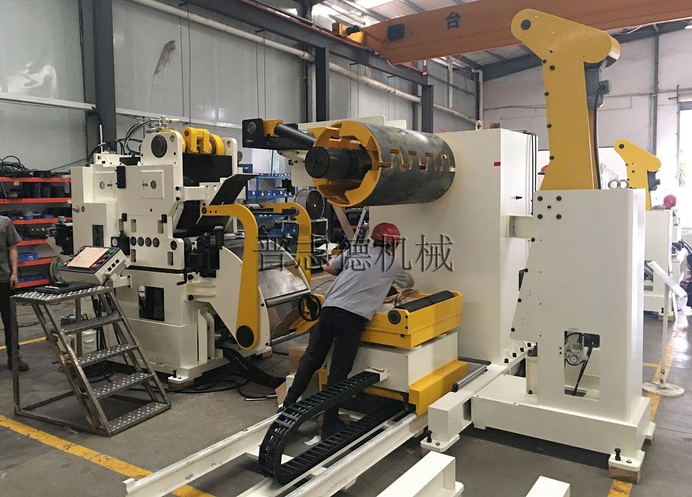 高張力三合一送料機生產 高張力三合一送料機生產