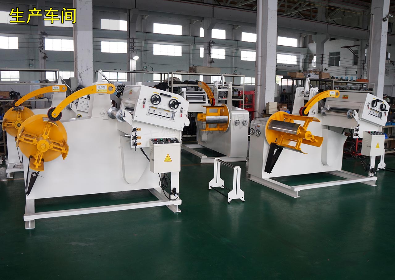 車(chē)間慰問(wèn)現(xiàn)場(chǎng)