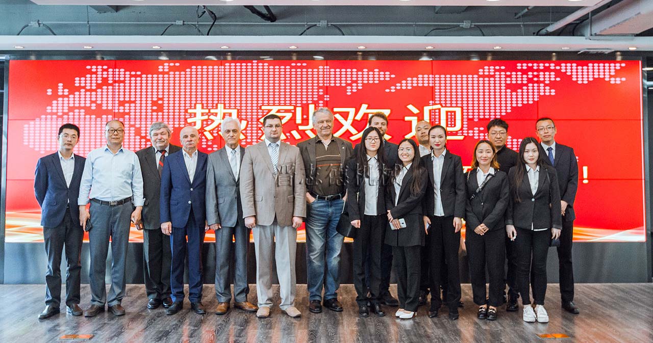 送料機(jī)出口烏克蘭,沖床出口烏克蘭 送料機(jī)出口烏克蘭,沖床出口烏克蘭