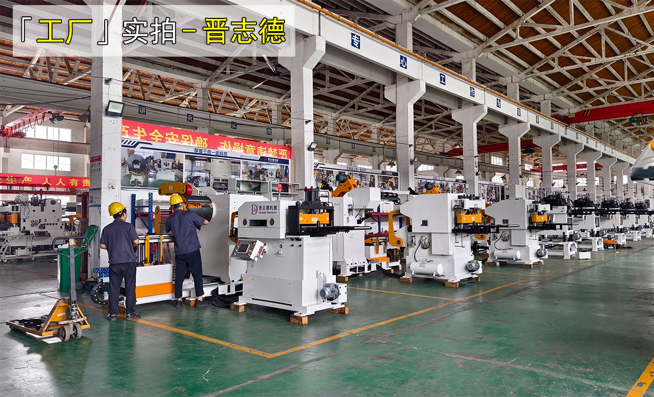 三合一送料機生產裝配 三合一送料機生產裝配