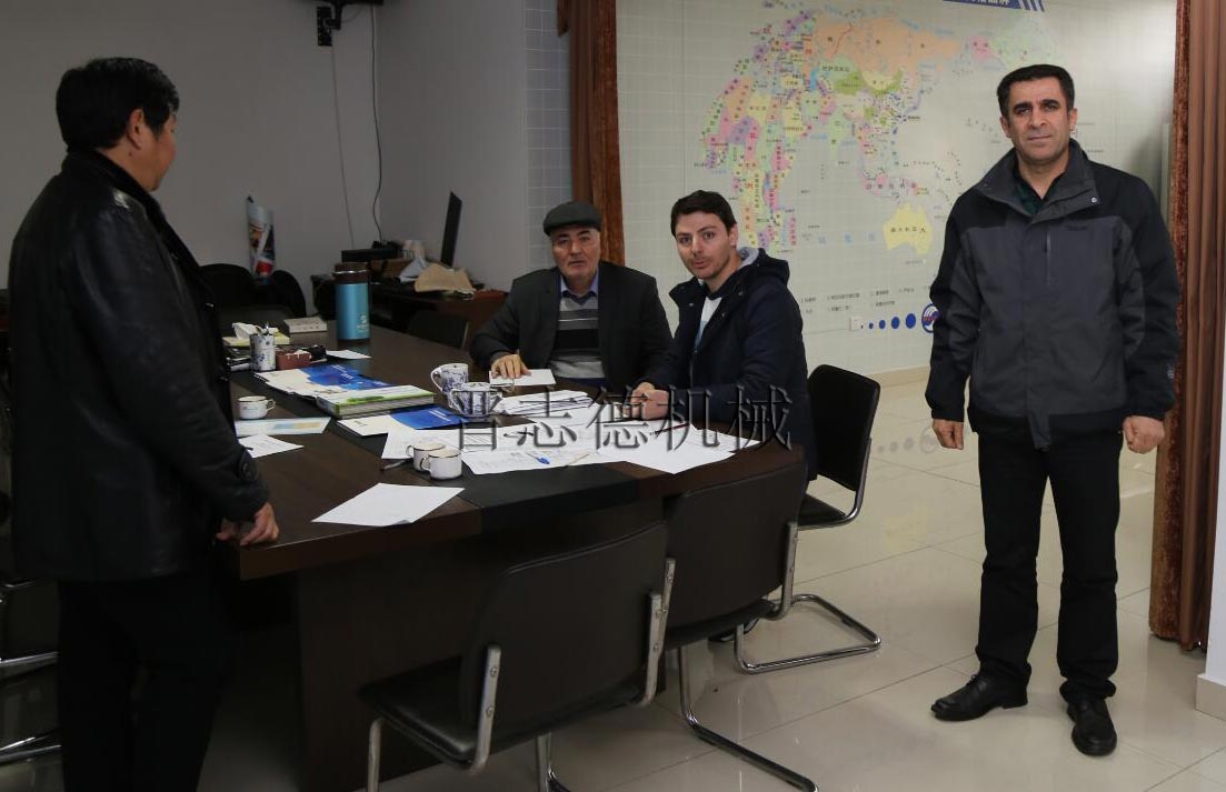 伊朗客戶選購送料機 伊朗客戶選購送料機