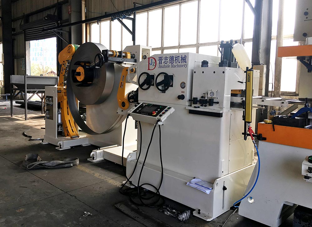 山東送料機(jī)廠家 山東送料機(jī)廠家