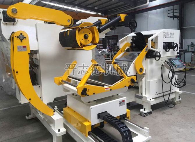 三合一送料機裝配 三合一送料機裝配