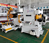 強(qiáng)力三合一送料機(jī)